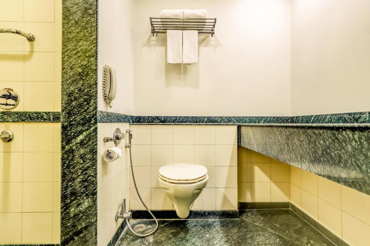 Lemon Tree Hotel, East Delhi Mall, Kaushambi Ghaziabad Exterior foto