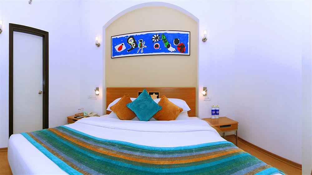 Lemon Tree Hotel, East Delhi Mall, Kaushambi Ghaziabad Exterior foto